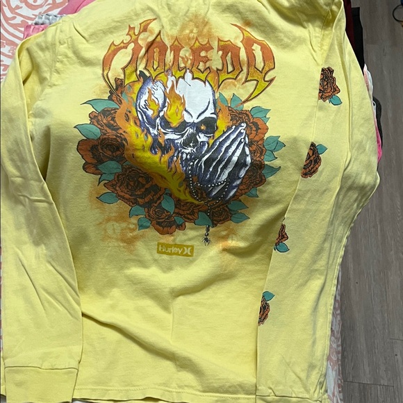 Hurley skull yellow long sleeve Sm.5 Tie-Dye Shorts🏝️ - Picture 7 of 13